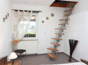 Holiday Stay With Terrace