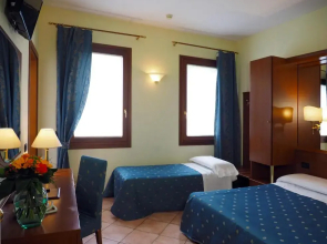 Hotel Cris