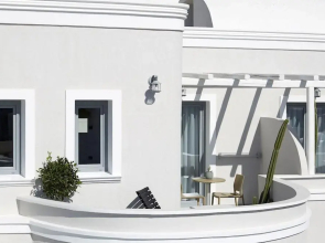 Pnoi Luxury Suites
