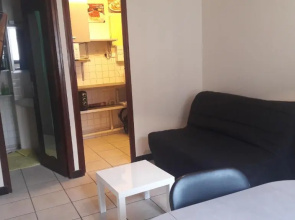 Studio Centre Auxerre + WIFI+ parking gratuit