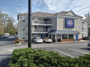 InTown Suites Extended Stay Greenville SC - Wade Hampton