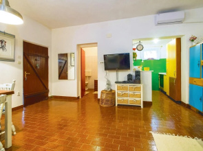 Awesome Home in Zrnovnica With 2 Bedrooms, Wifi and Outdoor Swimming Pool