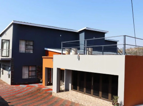 Woodpeckers Guest House