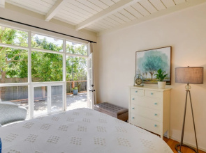 Vacation Rental Home ~ 1 Mi to Carmel Beach!