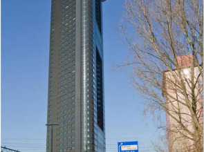 Amazing Apartment on 38th floor 769