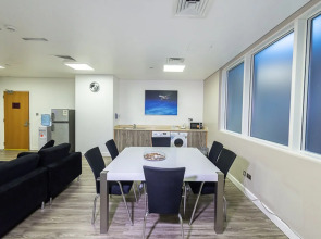 Premier Inn Abu Dhabi Airport (Business Park)