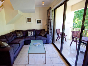 Tropical Reef Apartments
