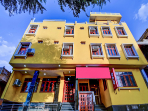 OYO 22110 Hotel Karni Palace