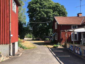 Cafe Sergel Bed & Breakfast