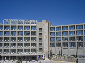 Mythos Palace Resort 