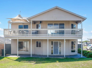 Rocks Beach House Victor Harbor