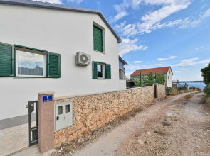 Stunning Home in Trogir With Wifi and 3 Bedrooms