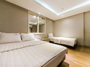 Changwon Jinhae Yongwon Zeta