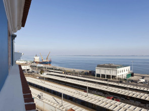 Hello Lisbon Santa Apolónia