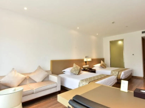 Yuanzheng Haiji Hotel