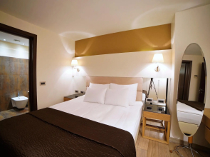 Deris Bosphorus Lodge