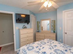 Royal Garden Resort 203 1 Bedroom Condo by RedAwning