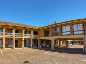 Cumberland Motor Inn