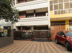 Greenleaf Apartment And Suites, Chittaranjan Park