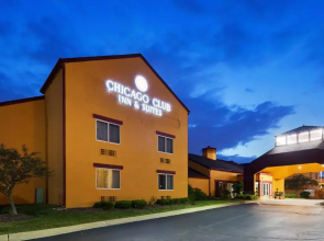 Chicago Club Inn & Suites