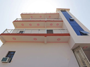 OYO 37470 The Mohan Grand