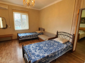 Солнечный дом (бывш. Анри)