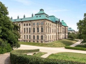 Super 8 by Wyndham Dresden