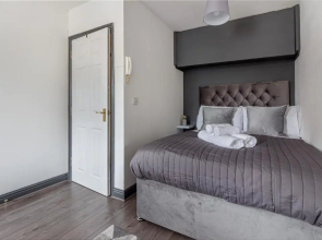 Studio Apartment in Worcester City Centre!