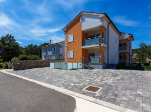 Apartment and Room Marija