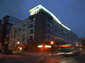Aloft Minneapolis