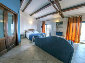 House With 2 Bedrooms in Capo Mulini, With Wonderful sea View, Balcony and Wifi - 10 m From the Beach