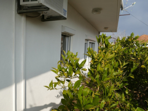 Apartment Ruza - 300 m from sea: A1 Trogir, Riviera Trogir