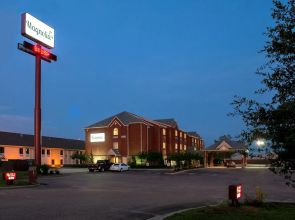 Magnolia Inn & Suites