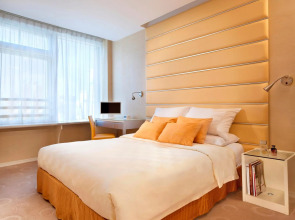 Cosmo Hotel Hong Kong