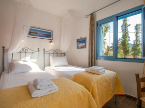 Villa-clio Sublime Views Down to the sea