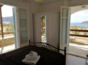 Gio st Gio apartment 1 Antiparos st.Giorgio