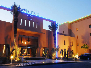 Oasis Palm Hotel