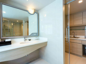 Centara Sonrisa Residences & Suites Sriracha