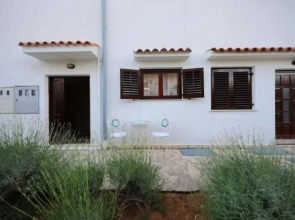 Ina Apartments