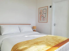 Cosy, elegant apartment in heart of Ludlow Town