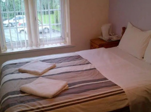 Gables Hotel & Restaurant