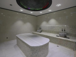 Altus Hotel Baku — бесплатный массаж