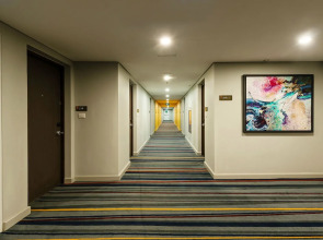 Отель Maitria Sukhumvit 18 Bangkok – A Chatrium Collection