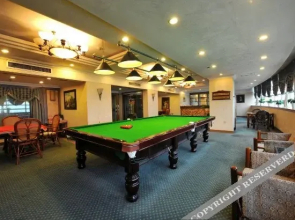 Lotus Garden Hotel