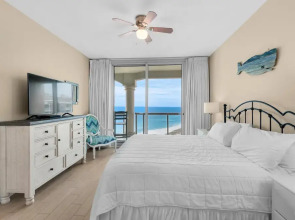 Portofino Island Resort 1-2002