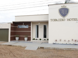 Topazzio Hotel