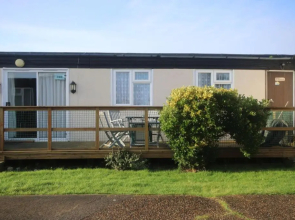 34D Medmerry Park 2 Bedroom Chalet