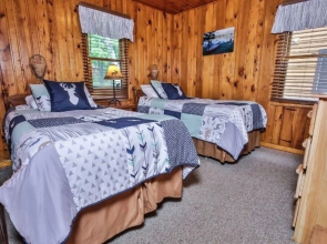 Red Oak - Serenity Bay Resort 2 Bedroom Cabin
