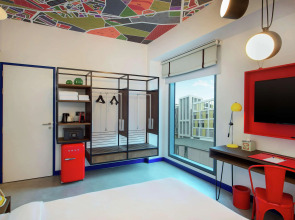 Hampton by Hilton Dubai Al Seef 