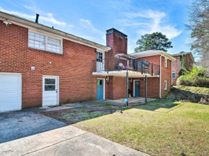 Decatur Apartment w/ Tennis Court ~ 11 Mi to ATL